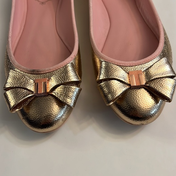 TED BAKER PINK METALLIC FLATS SIZE 8 - Picture 9 of 17